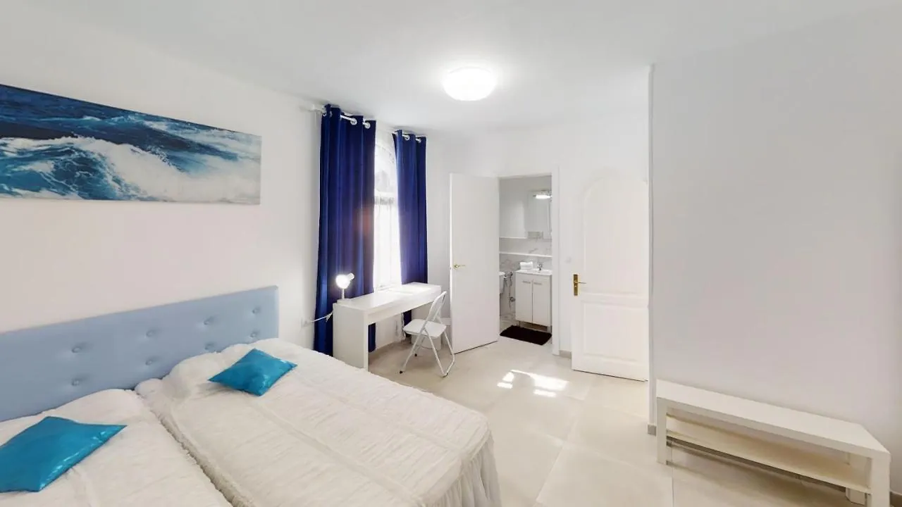 Vv Las Buganvillas Maspalomas - Cocina Y Habitaciones Con Banos Privados Guest house