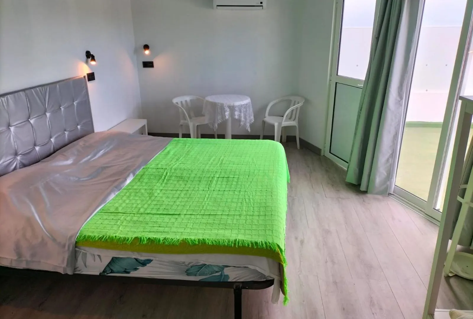 Vv Las Buganvillas Maspalomas - Cocina Y Habitaciones Con Banos Privados Maspalomas (Gran Canaria)