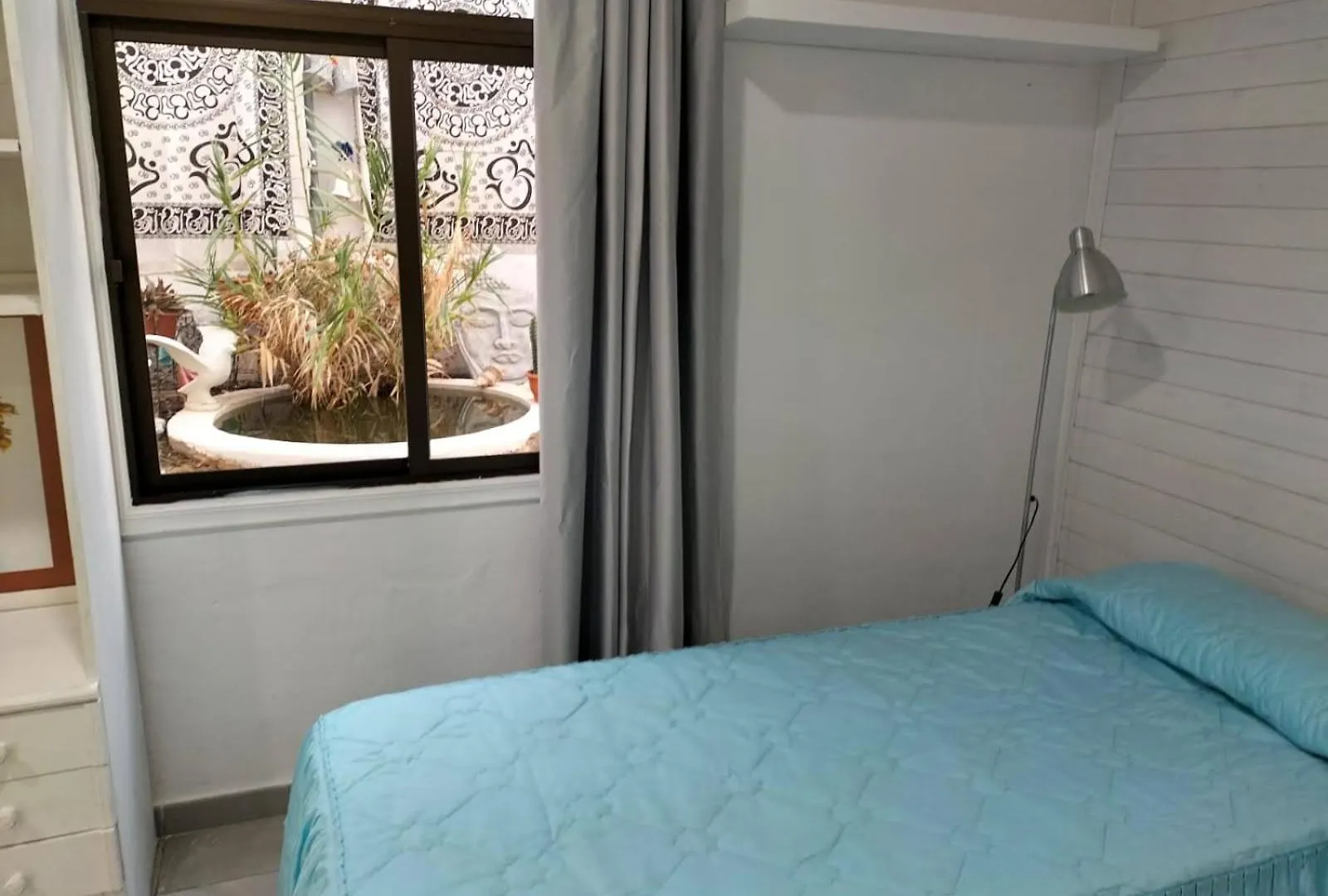 Guest house Vv Las Buganvillas Maspalomas - Cocina Y Habitaciones Con Banos Privados